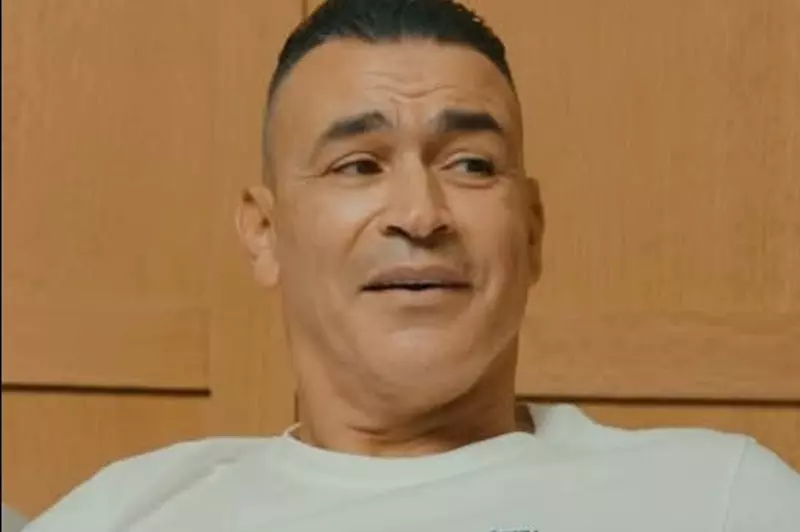 الحضري: أوضة اللبس في الأهلي "مولعة" (فيديو)